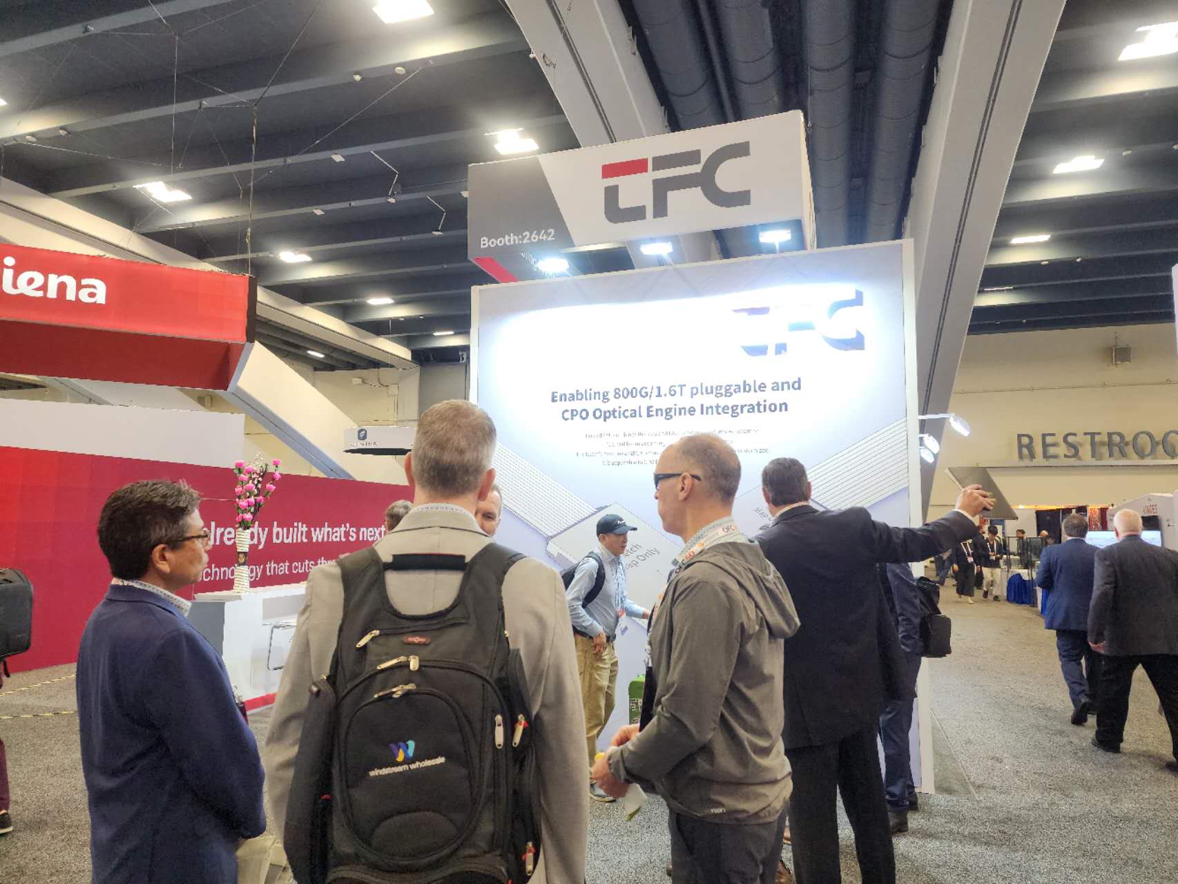 A67K6LqPYidfYE4FxBJ8xLSHJdulAzNdJG3m5lrV